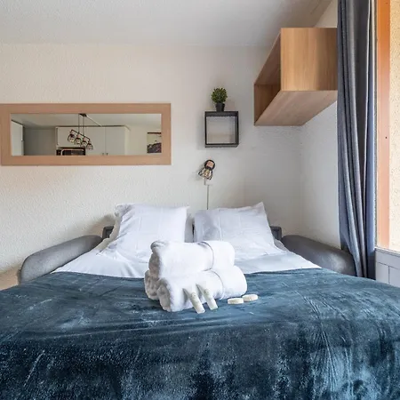 In-out - Heart Of Convenient Flat, Wifi 92 Апартаменти