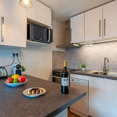 Апартаменты In-out - Heart Of Convenient Flat, Wifi 92