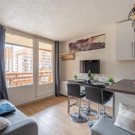 In-out - Heart Of Convenient Flat, Wifi 92 Апартаменты