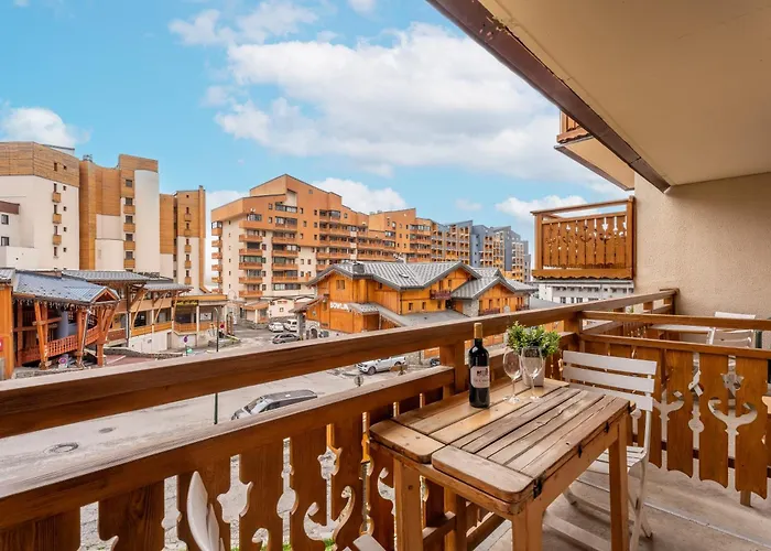 Apartment In-out - Heart Of Convenient Flat, Wifi 92 Val Thorens