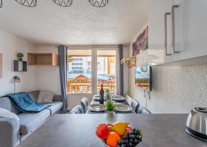 Apartment In-out - Heart Of Convenient Flat, Wifi 92 Val Thorens